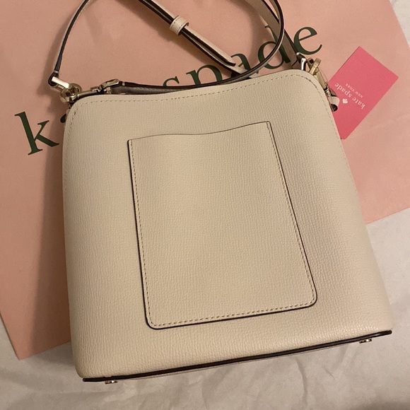 SOLD - Kate Spade Bucket Bag Crossbody Shoulder Bag - Picture 3 of 6